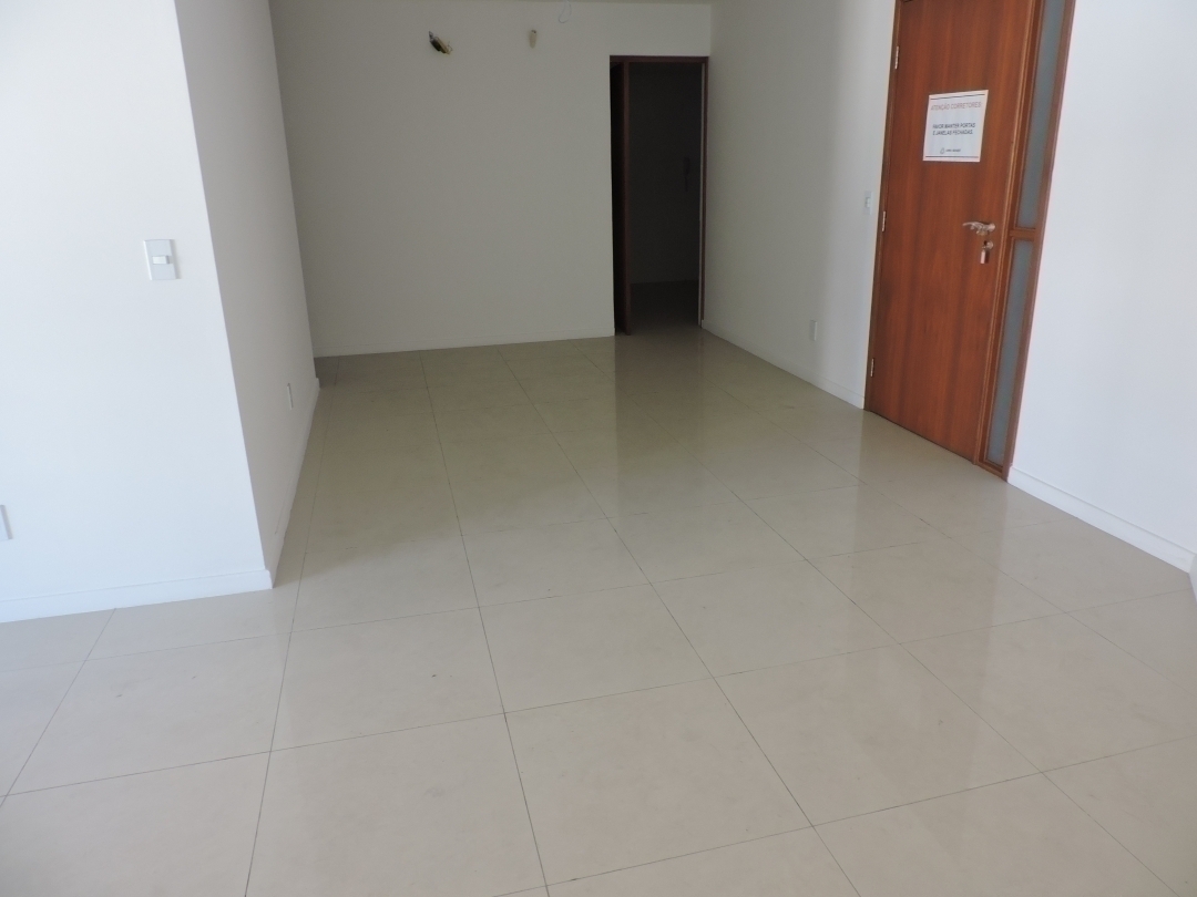 Apartamento à venda com 3 quartos, 144m² - Foto 11