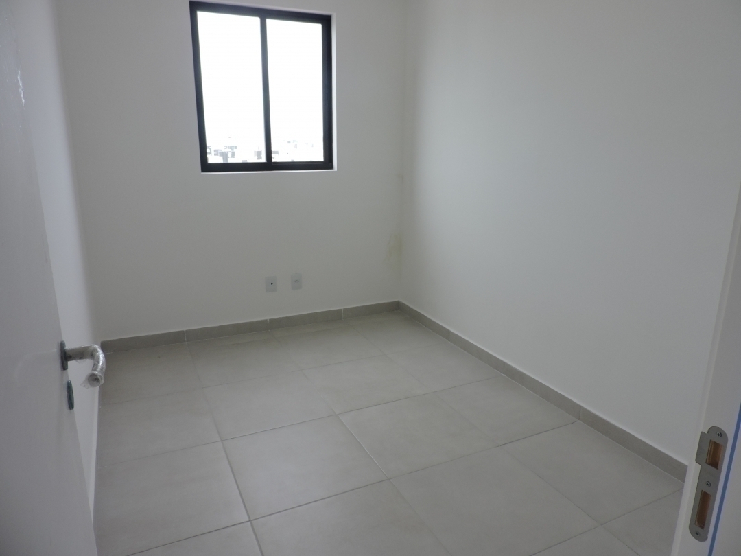 Apartamento à venda com 2 quartos, 63m² - Foto 13