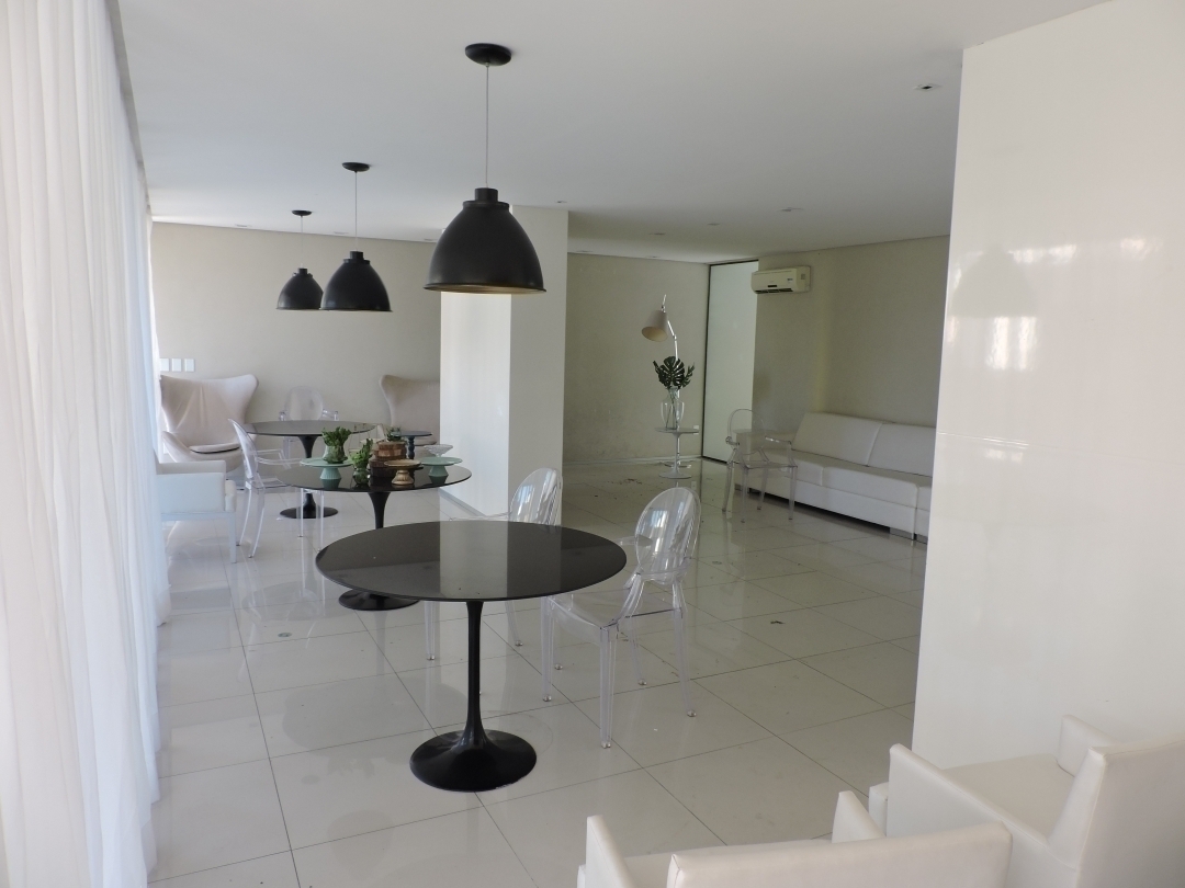 Apartamento à venda com 4 quartos, 127m² - Foto 2