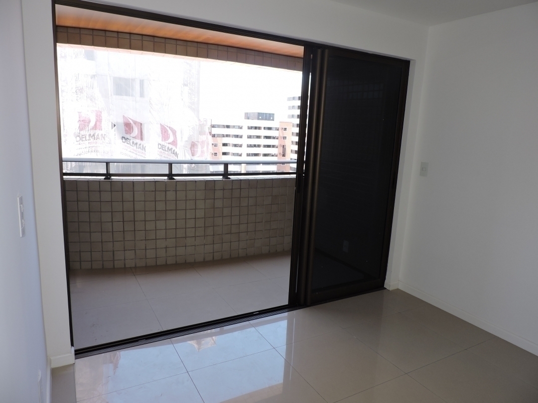 Apartamento à venda com 3 quartos, 106m² - Foto 6