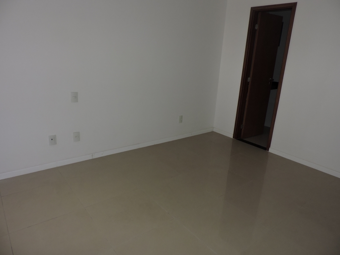 Apartamento à venda com 3 quartos, 106m² - Foto 11