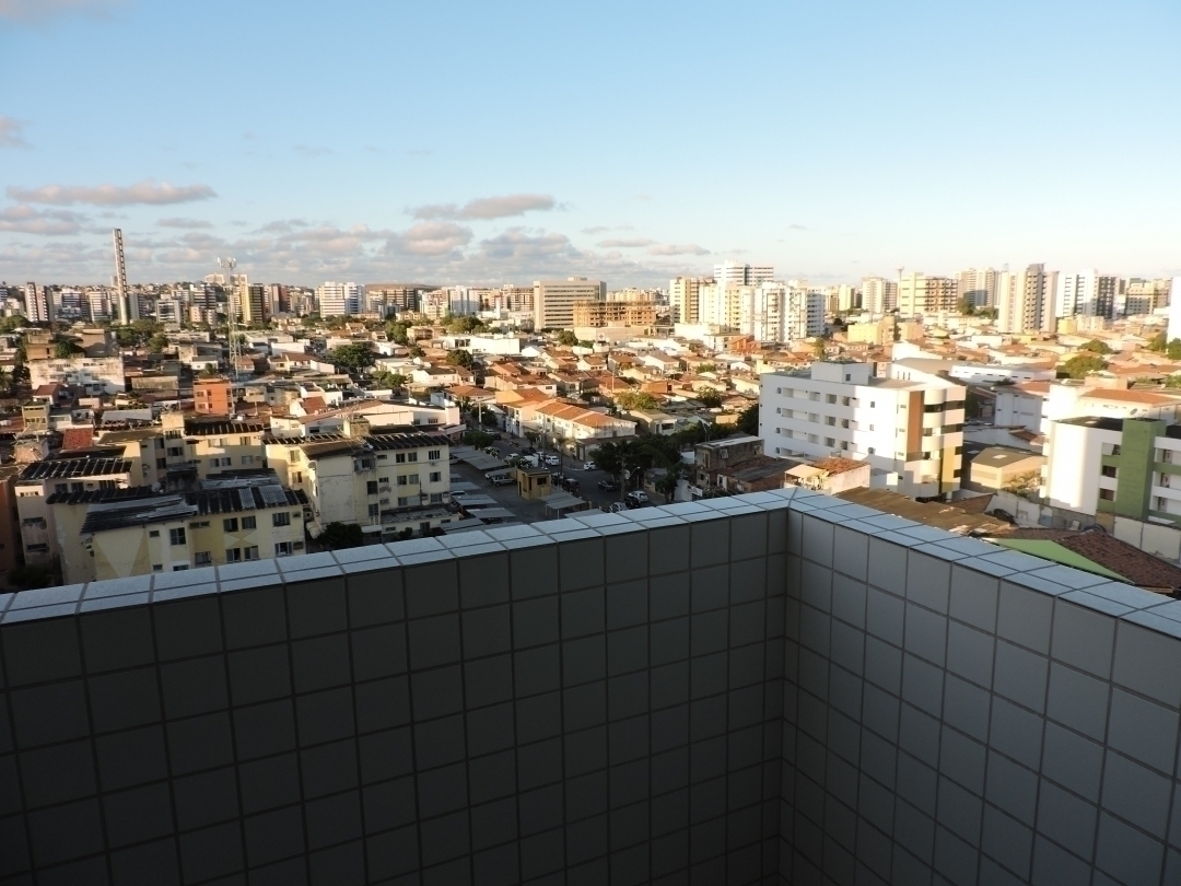 Apartamento à venda com 2 quartos, 65m² - Foto 4