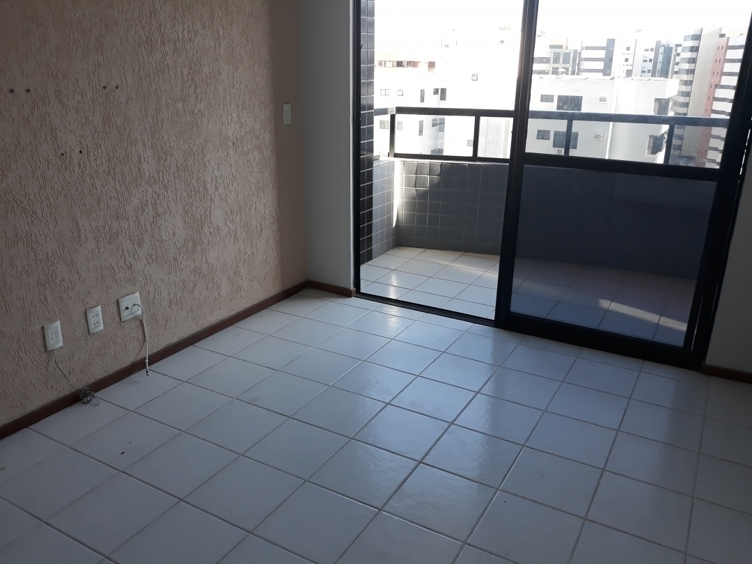 Apartamento à venda com 3 quartos, 80m² - Foto 4