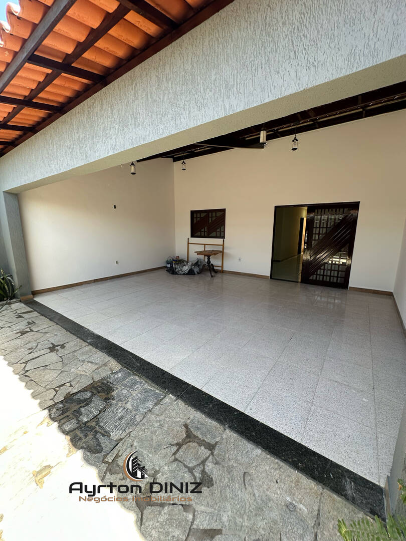 Casa à venda com 3 quartos, 140m² - Foto 3