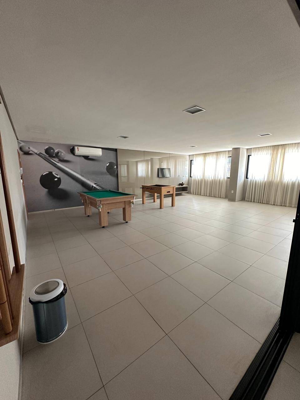 Apartamento à venda com 3 quartos, 117m² - Foto 4