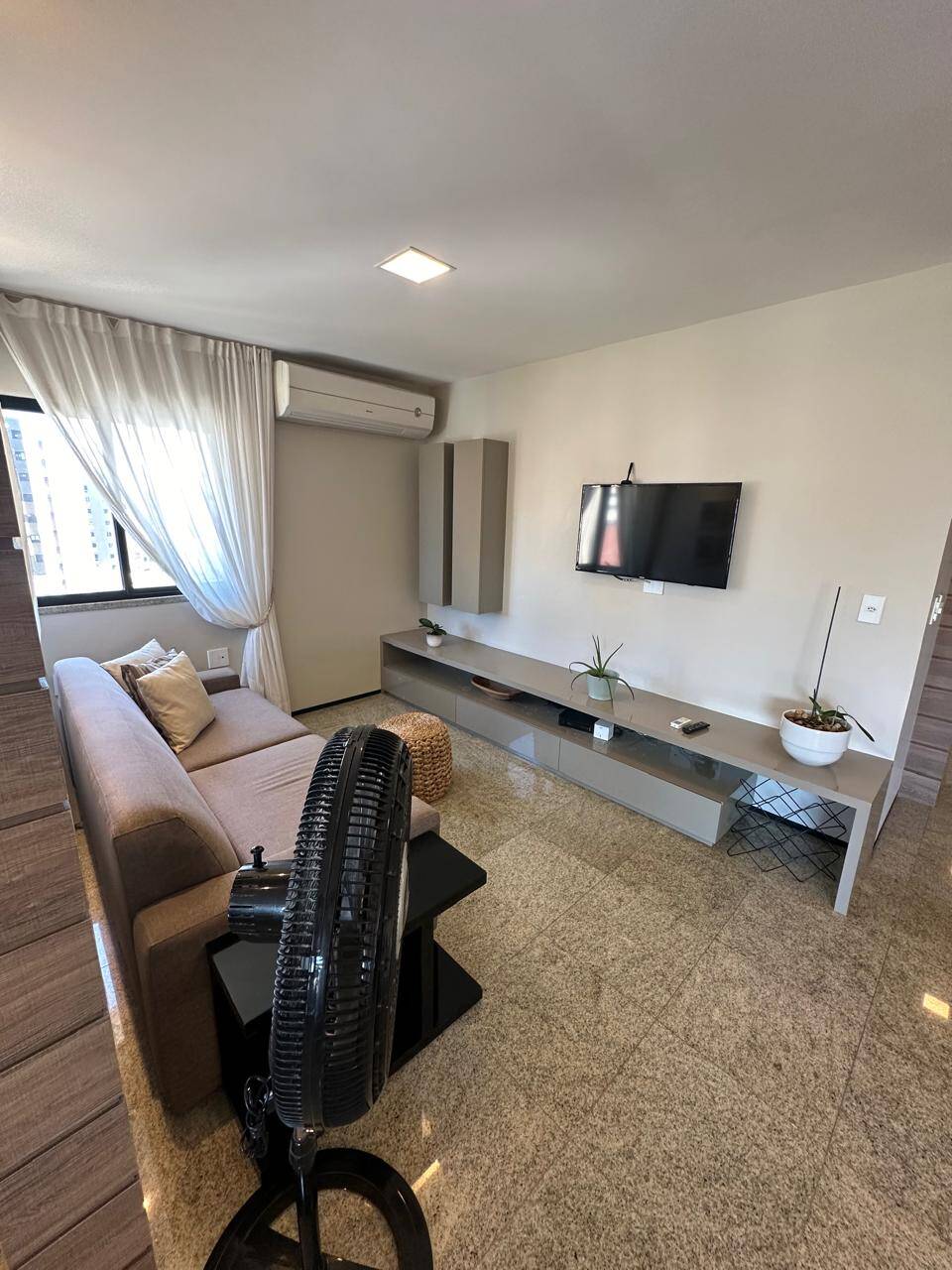 Apartamento para alugar com 4 quartos, 157m² - Foto 18