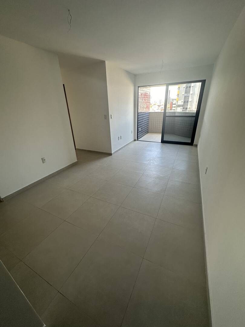 Apartamento à venda com 3 quartos, 64m² - Foto 3