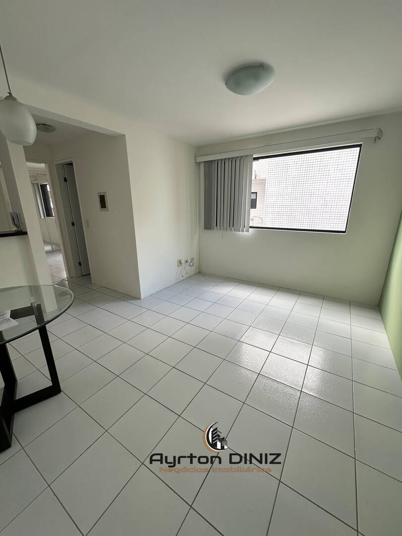 Apartamento à venda com 1 quarto, 39m² - Foto 2